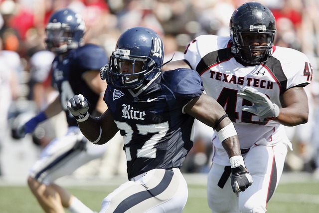 阿森纳新赛季第二客场球衣发布：灵感来自海布里球场