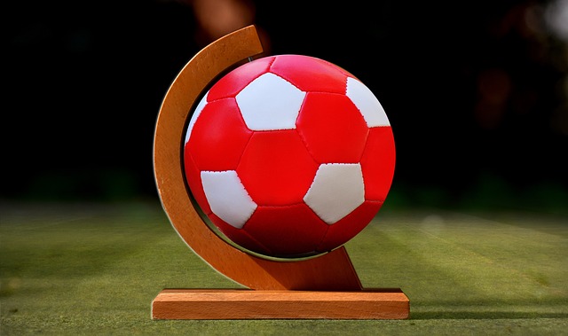 暖心，身患横纹肌肉瘤的河南队小球迷收到王上源送的签名球衣