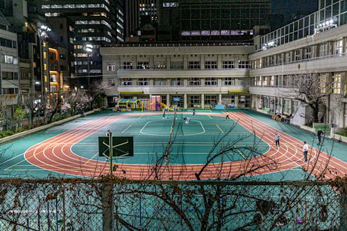 队报盛赞维蒂尼亚：他是巴黎的节拍器和新一代中场的完美代表